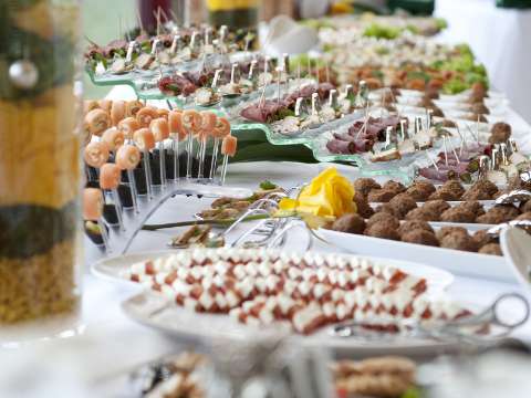 Catering Service - Bühenbild